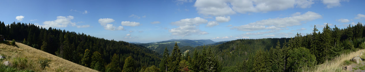 Bild: Panorama auf dem Parkplatz des Lachhäusels